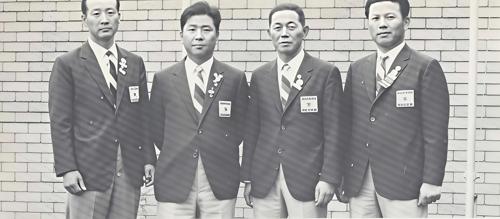 Yuong Chang Kim, Kyu Won Lee, Moon Koo Lee, Yung Jun Park