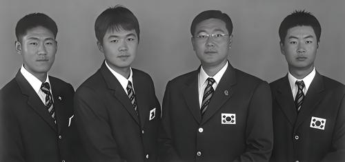 Si Woo Sung, Byung Kwan Kim, Jeong Dug Sul, Hyun Woo Kim