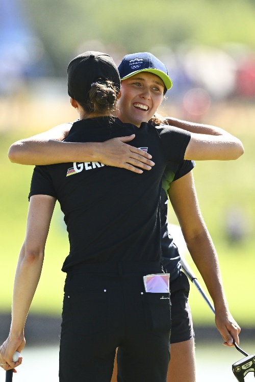 Esther Henseleit, Pia Babnik