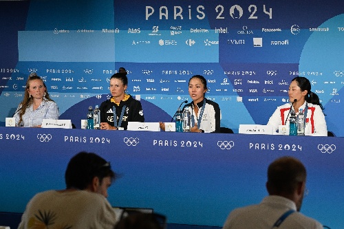 Esther Henseleit, Lydia Ko, Xiyu Lin